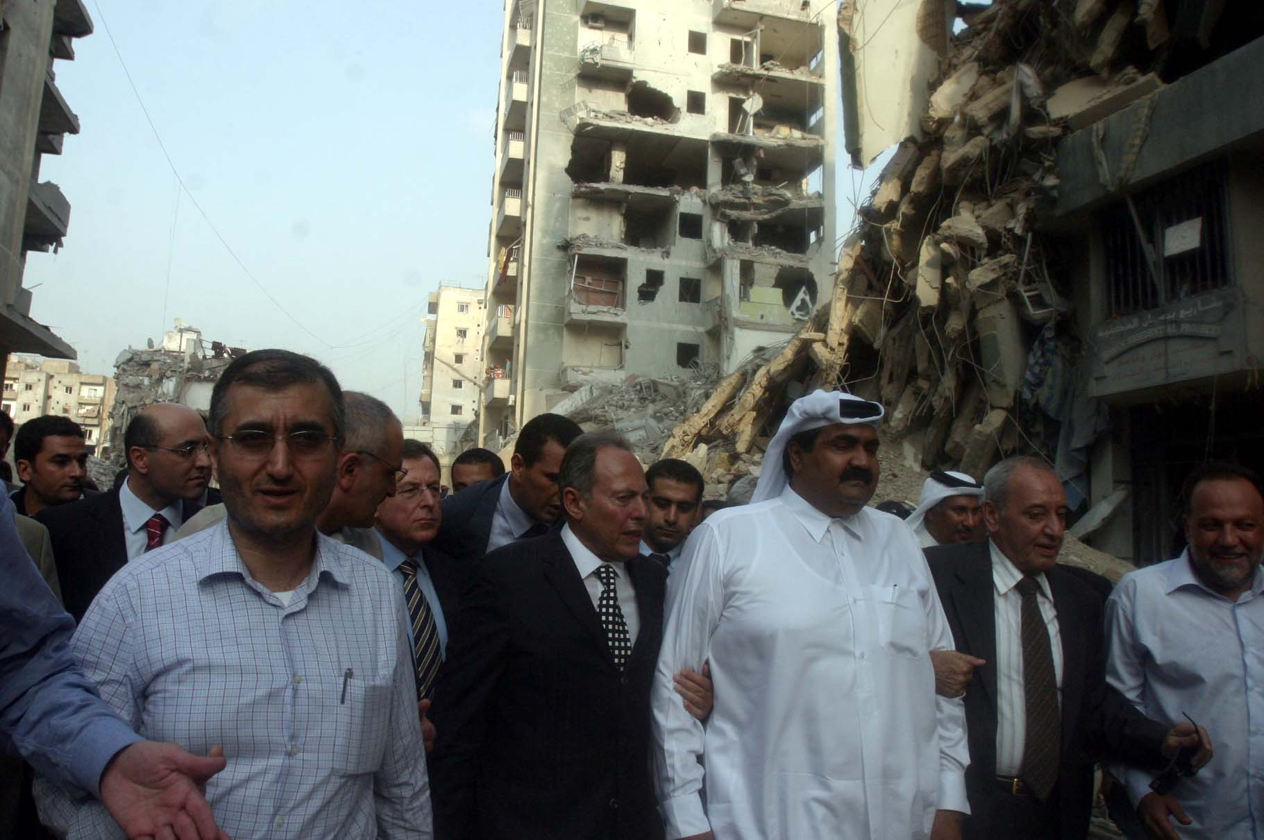 حمد بن خليفة آل ثاني... محطات في علاقته بلبنان ودوره في ازماته