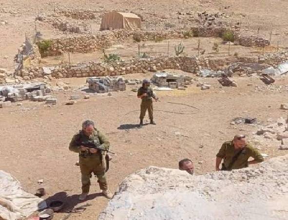 إصابة 3 فلسطينيين بجروح جراء اعتداء مستوطنين عليهم في مسافر يطا جنوب الخليل