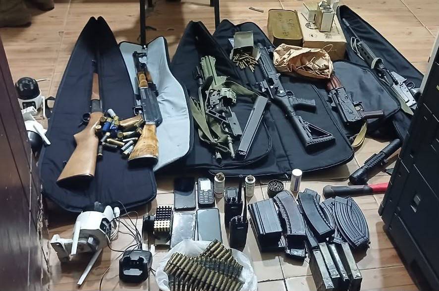 الجيش يوقف مطلوبًا أطلق النار في بتغرين ويضبط أسلحة ومخدرات