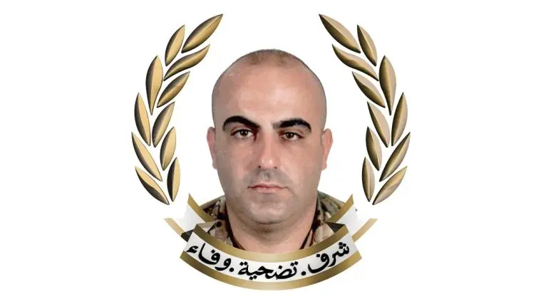 الجيش ينعى الرقيب الأول أحمد خليل شهيداً بانفجار جسم مشبوه في المنصوري