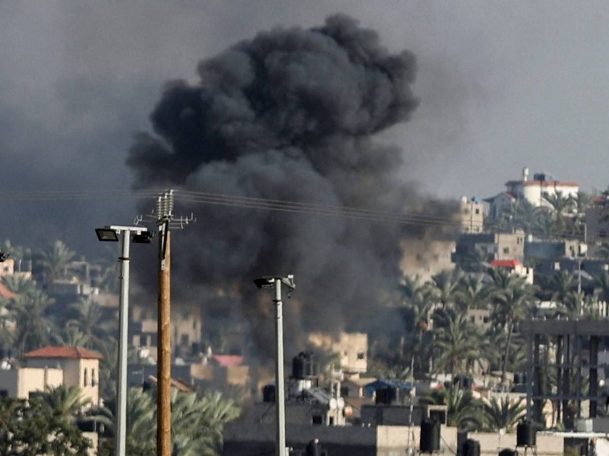 5 شهداء بينهم 3 أطفال في غارة اسرائيلية على منزل غرب غزة