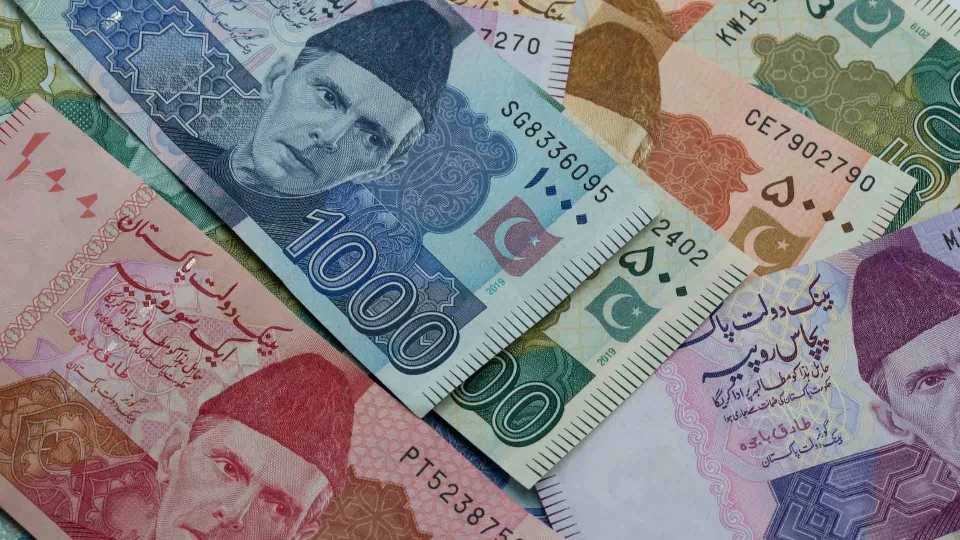 باكستان تطلب من واشنطن دعماً بقيمة 10 مليارات دولار