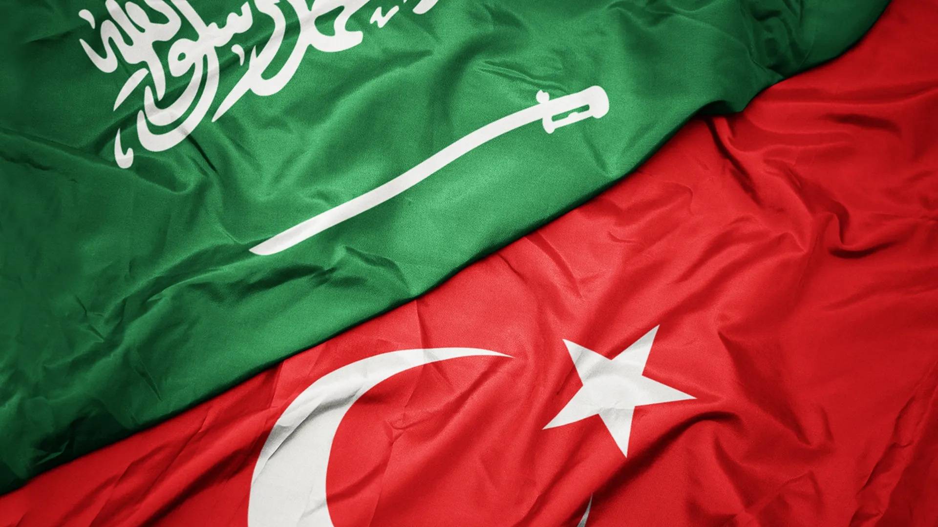 السعودية وتركيا تستعدان لدور في مرحلة إعادة بناء لبنان