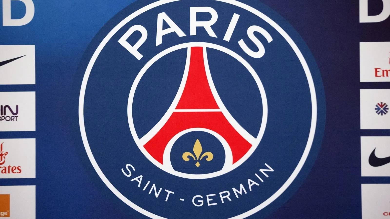 باريس سان جيرمان يحدد 170 مليون يورو للتخلي عن باركولا وسط اهتمام من ليفربول