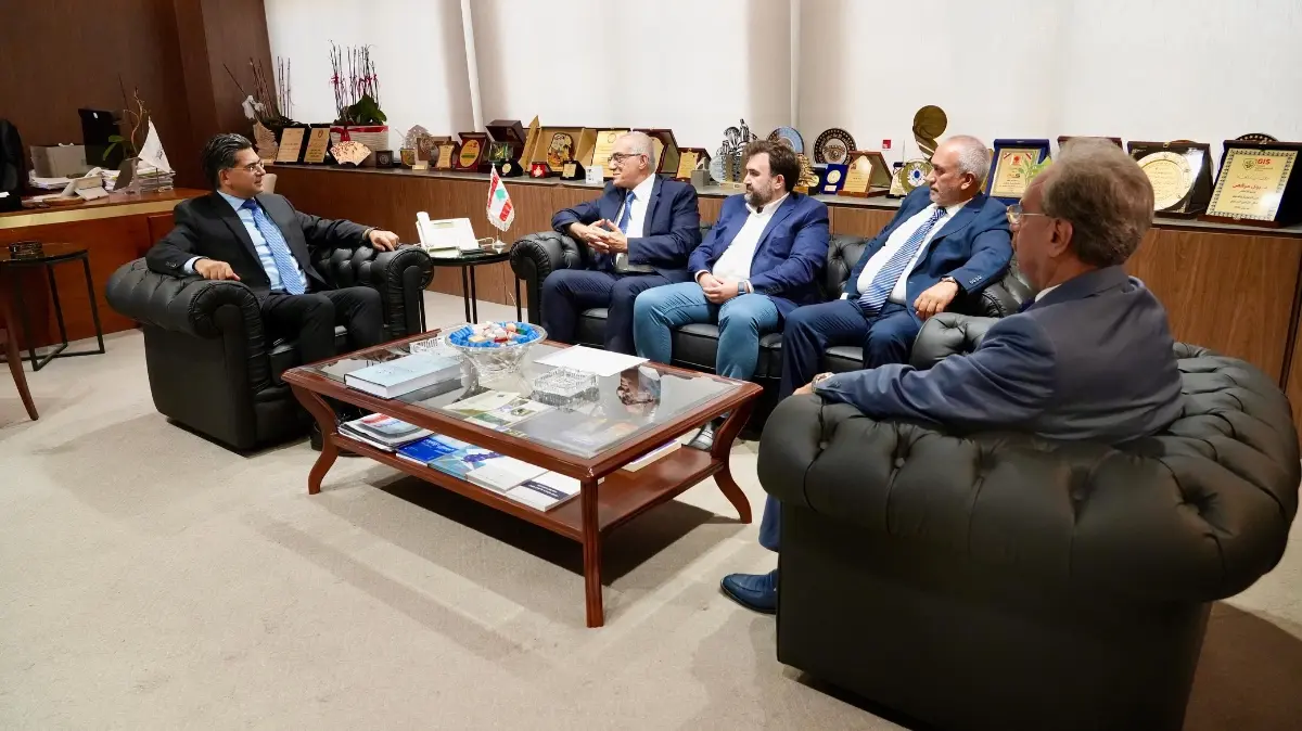 مرقص يؤكد التعاون مع نقابة أطباء الأسنان في الملفات الإعلامية