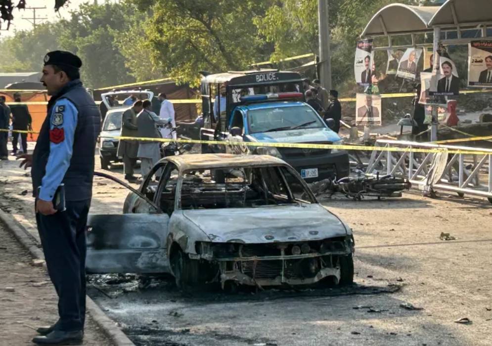 15 قتيلًا في هجوم انتحاري شمال غربي باكستان