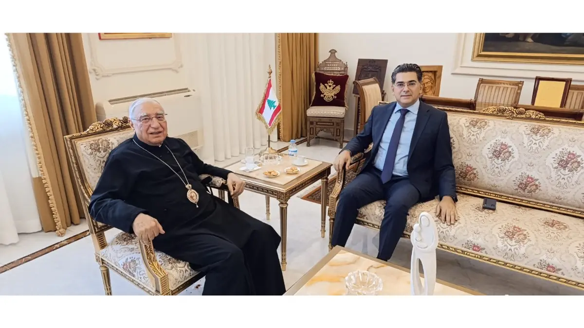 العبسي يستقبل بطريرك الكلدان ووزير الإعلام وسفير باكستان