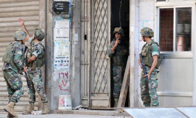 مداهمات للجيش في البقاع تنتهي بتوقيف 6 أشخاص