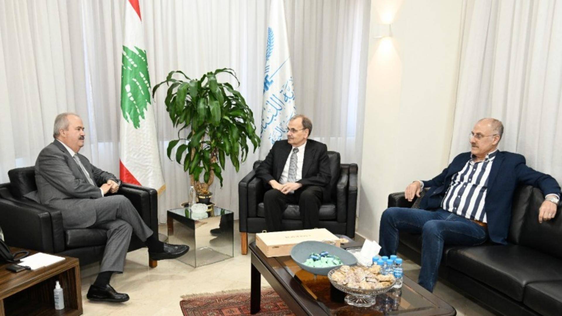 جابر يستقبل عبدالله والبزري لبحث تداعيات النزوح واحتياجات المناطق