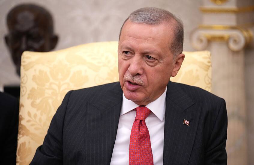 أردوغان يعلن قرب إحالة مشروع حل حزب العمال الكردستاني إلى البرلمان