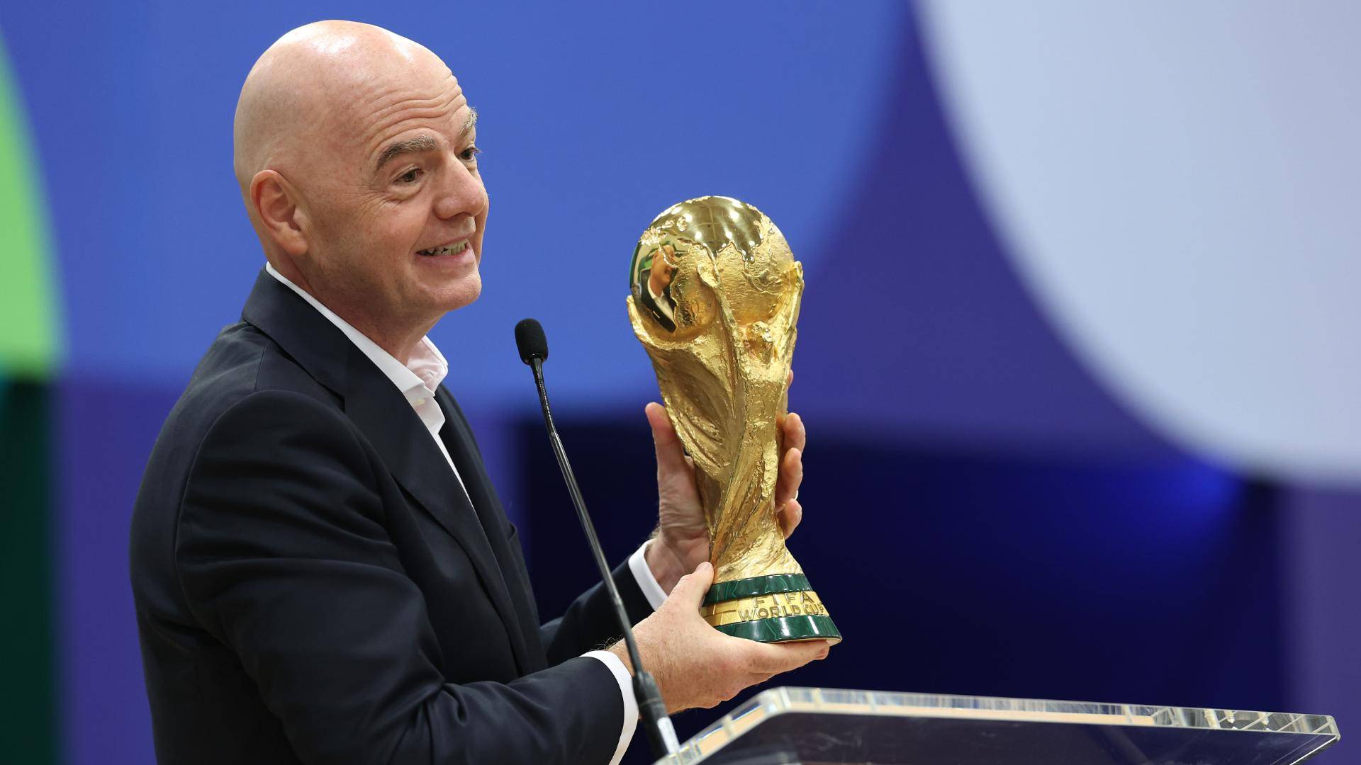 إنفانتينو يمنح الاتحادات مهلة لحسم خطة بيع الحقوق التجارية لكأس العالم
