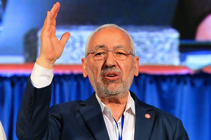 الغموض يحيط بوضع الغنوشي.. 11 يوماً بلا زيارة أو تواصل مع عائلته