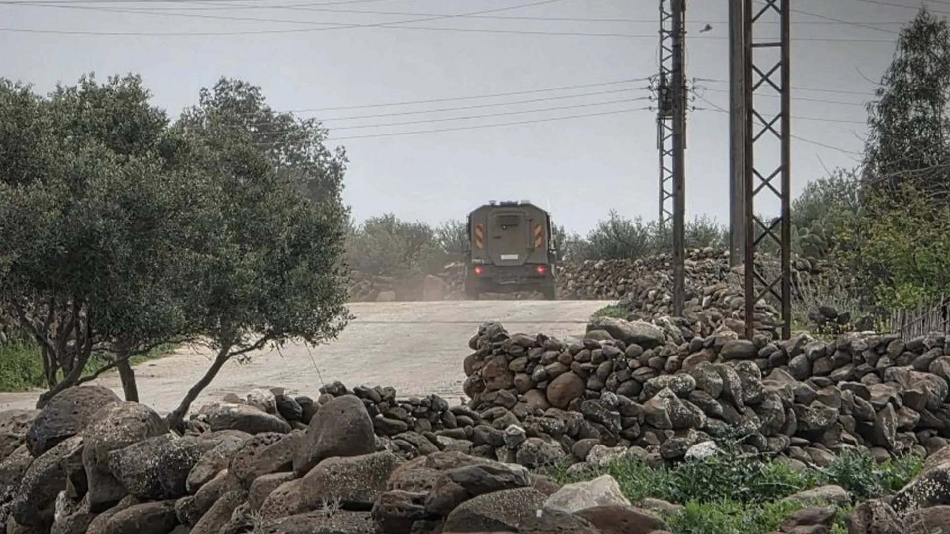 توغل إسرائيلي في ريف درعا الغربي ونصب حاجز عسكري