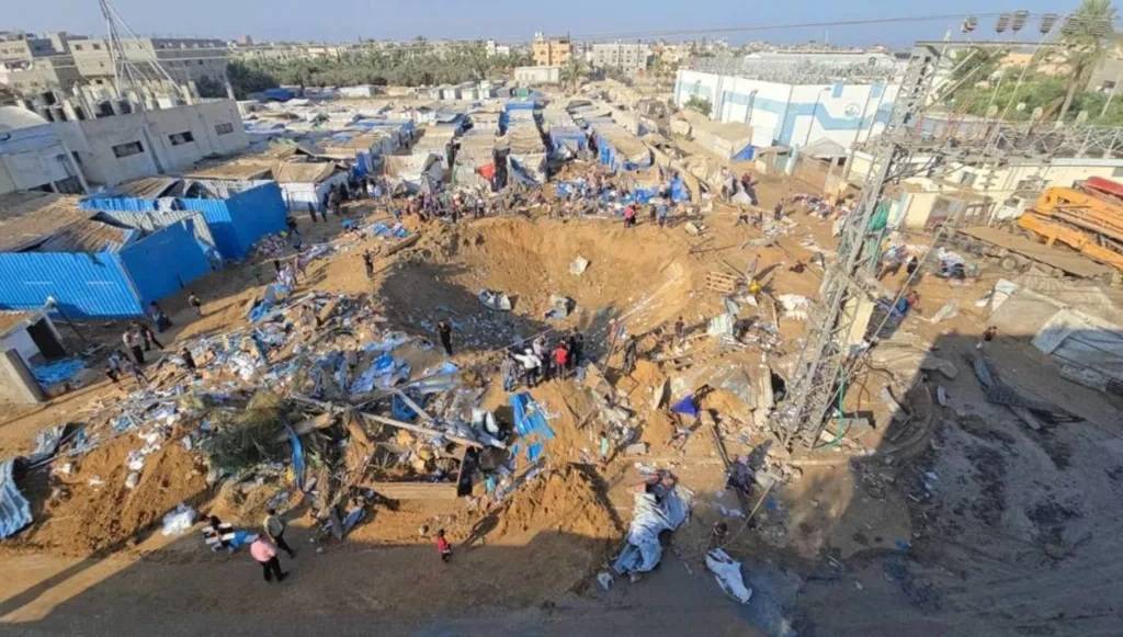 "الصحة" في غزة: استهداف إسرائيلي دمّر مخازن الأدوية في مستشفى شهداء الأقصى