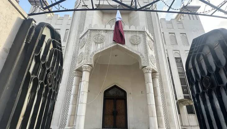 سفارة قطر في دمشق تنفي استضافة وفد إيراني