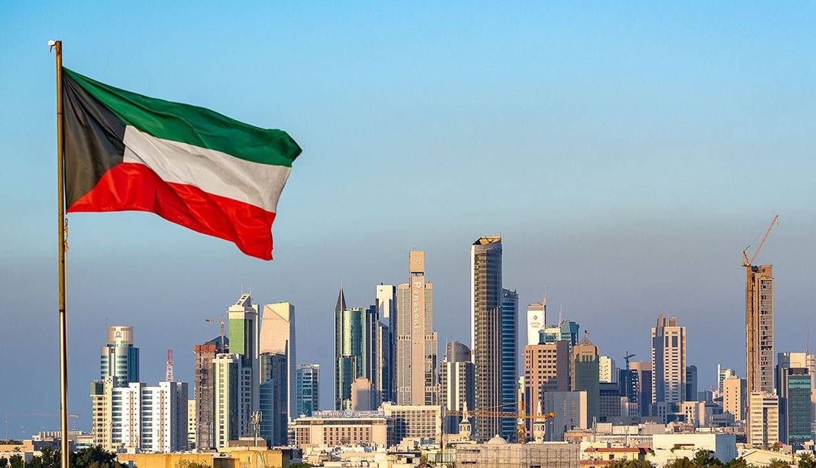 الجيش الكويتي: مسيرات إيرانية  استهدفت منشآت حيوية شمال البلاد