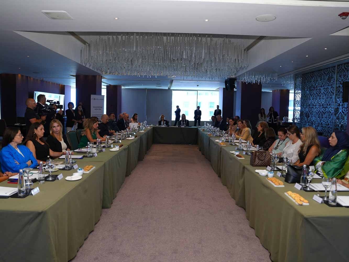 عون: مُشاركة المرأة في صنع القرار
ركيزة أساسيّة لمواجهة الأزمات