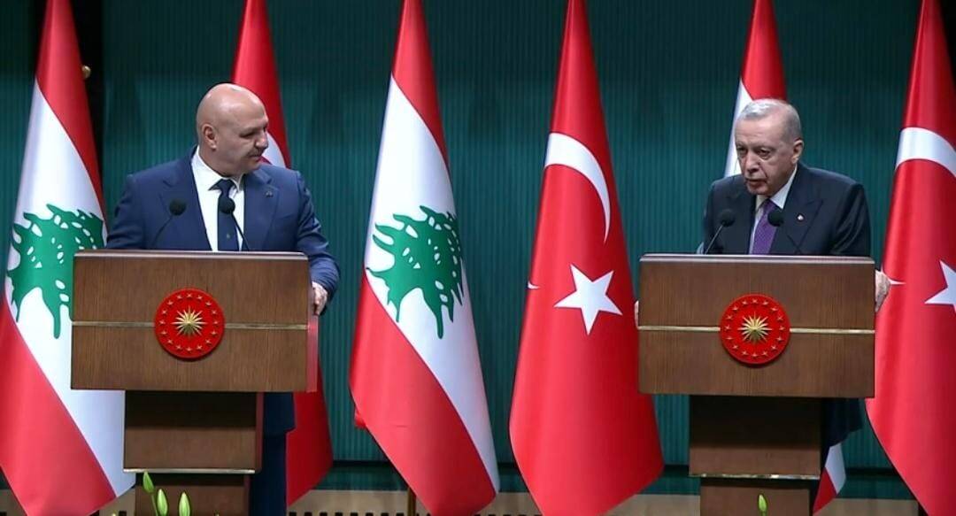 بعد محادثاته مع أردوغان.. عون يعود إلى بيروت