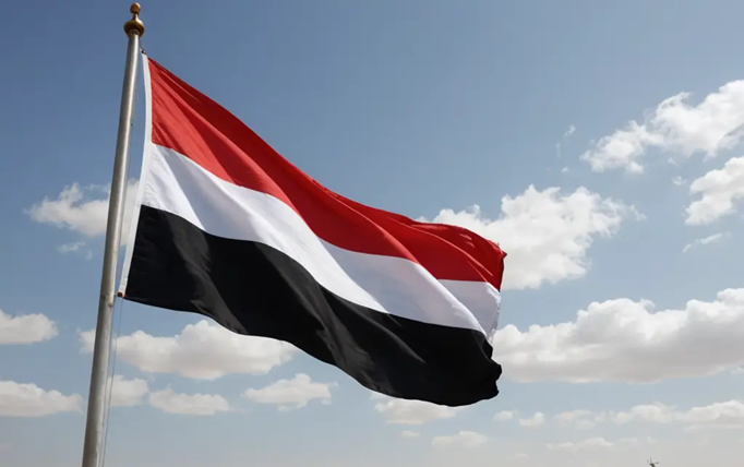 خارجية صنعاء تنفي استهداف سفينة في ميناء دمياط المصري