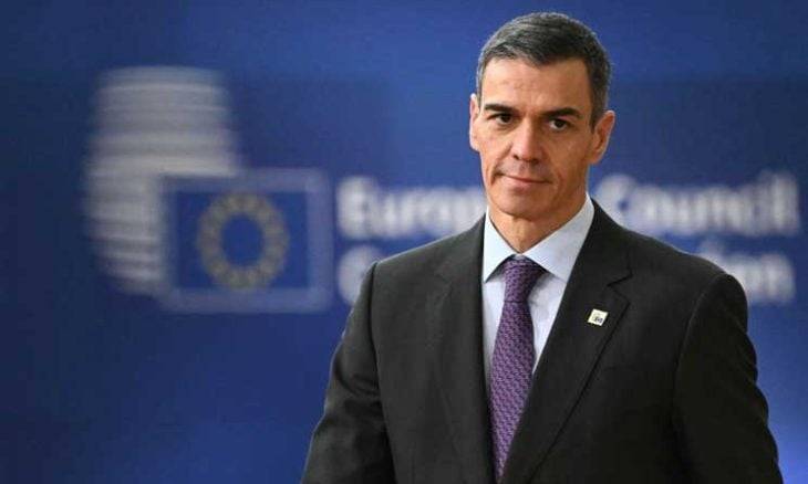 ميلي يتهم سانشيز باستغلال الهجرة لكسب الأصوات في إسبانيا