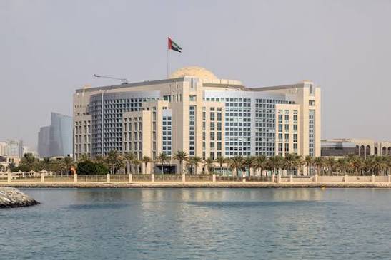 بعد استهداف الكويت.. الإمارات تدين "الانتهاك الصارخ" وتعلن تضامنها