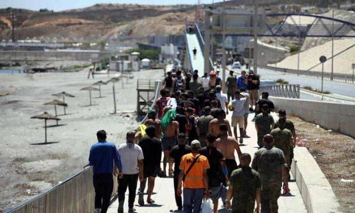 عودة آلاف المغاربة بعد موجة هجرة غير نظامية إلى سبتة