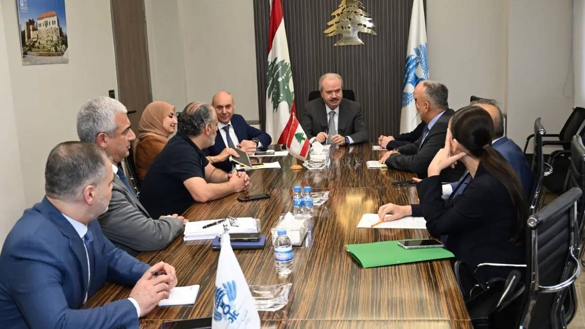 جابر يبحث مع إدارة كازينو لبنان خطة لتطوير الأداء