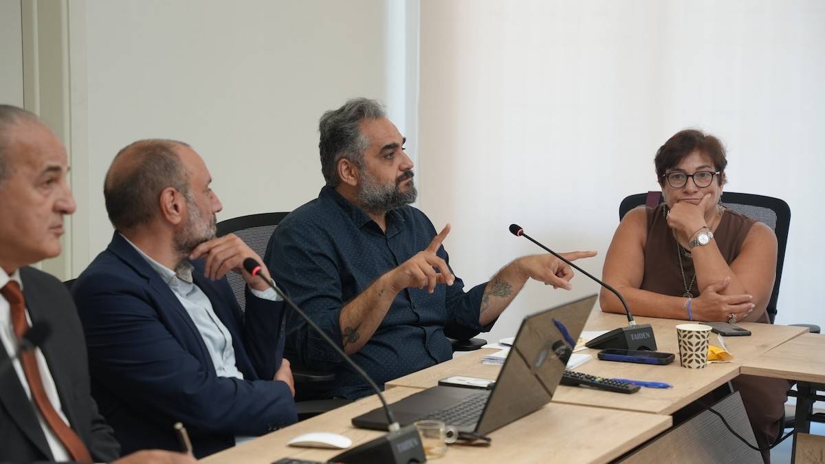 الهيئة الوطنية لحقوق الإنسان تطلق حوارًا حول العمل اللائق في اقتصاد المنصات الرقمية