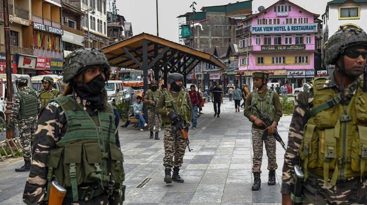 مقتل 12 مسلحاً في عمليتين للجيش الباكستاني في بلوشستان