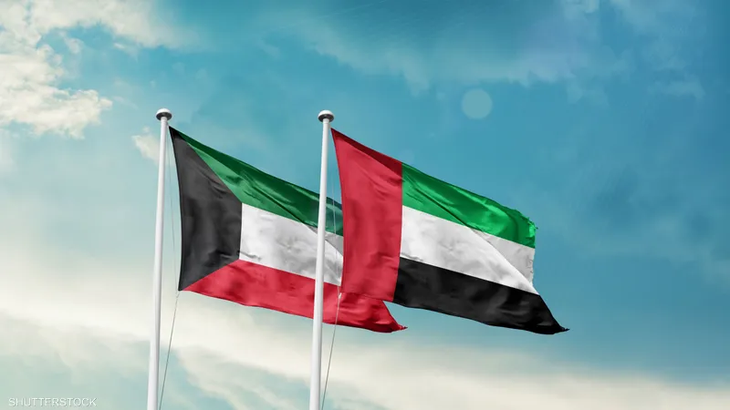 الإمارات والكويت تستنكران استهداف ناقلة "أدنوك" في مضيق هرمز