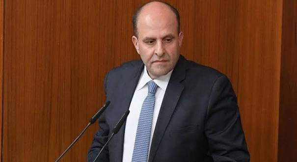 بعد انسحاب التيار.. عون: ما المانع من الاستماع إلى رأي الجيش؟