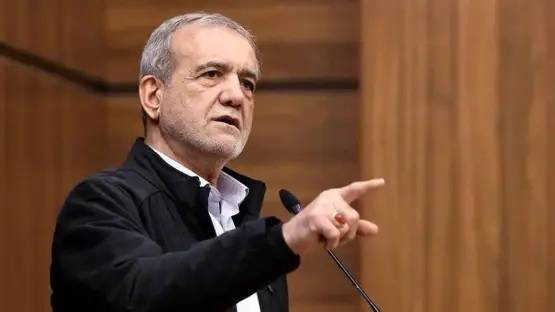 بزشكيان يشدد على تعزيز الردع الدفاعي ويبدي انفتاحاً لحل أزمات إيران الداخلية
