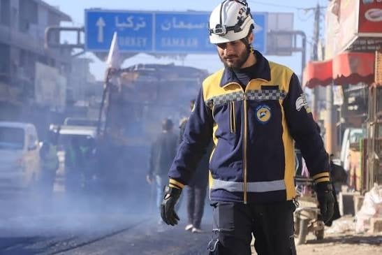 الدفاع المدني السوري: مقتل 3 مدنيين وإصابة 6 إثر انفجار مخلفات حرب في بلدة مشمشان بريف إدلب