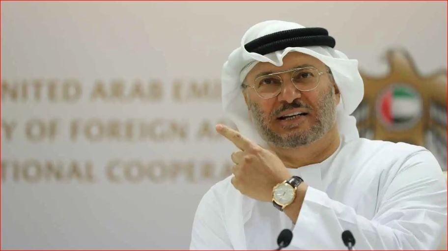 قرقاش: أفضل رد على الادعاءات يكون بالإنجاز