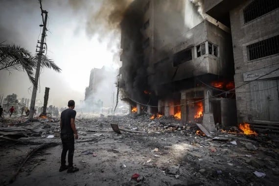 مصر وقطر وتركيا تدين الهجمات الإسرائيلية على غزة وتطالب بالالتزام باتفاق وقف إطلاق النار