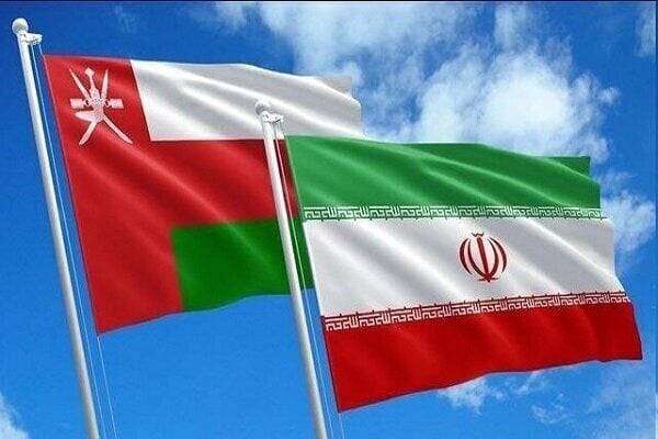 إيران وعُمان تقتربان من فتح مسار جديد في مضيق هرمز