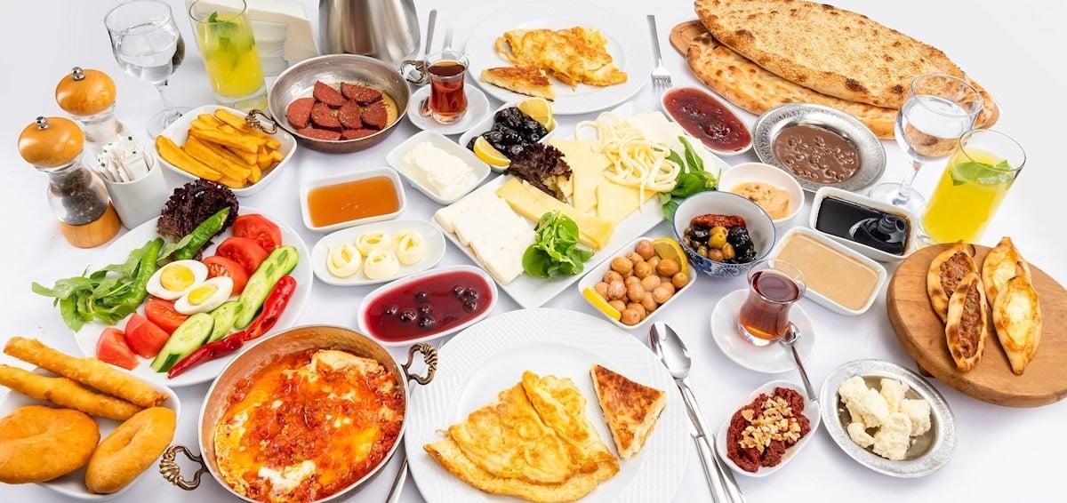 إفطارك لا يشبعك؟.. نقص هذه العناصر قد يكون السبب