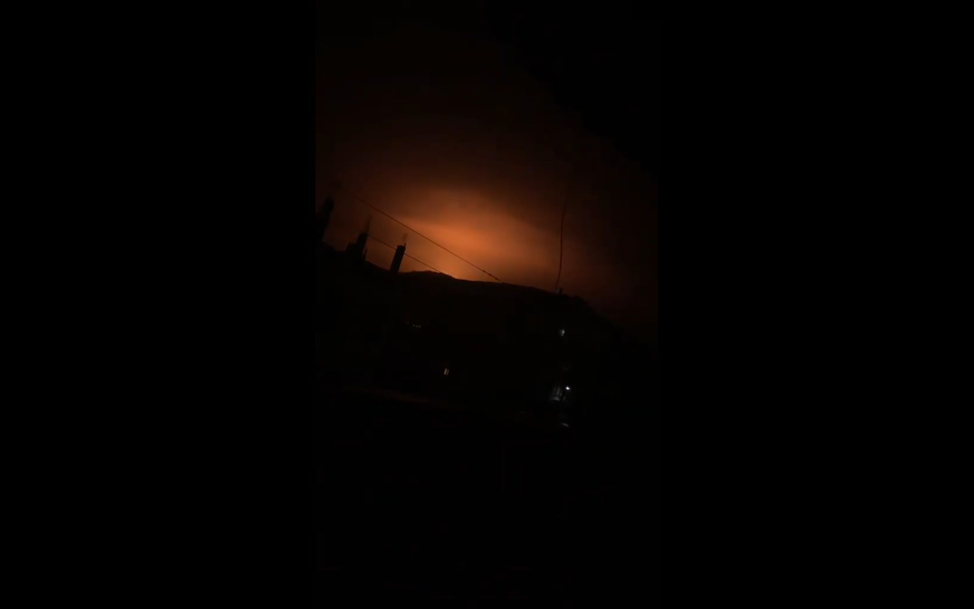ليل عنيف في الجنوب... غارات وقصف مدفعي يطال مناطق متفرقة
