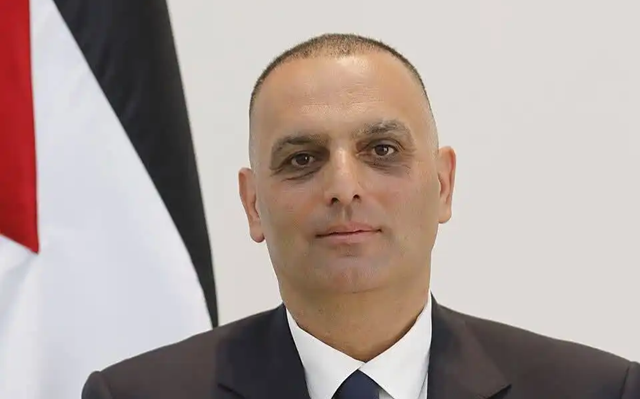 "إسرائيل" تفرج عن وزير شؤون القدس الفلسطيني بعد ساعات من اعتقاله