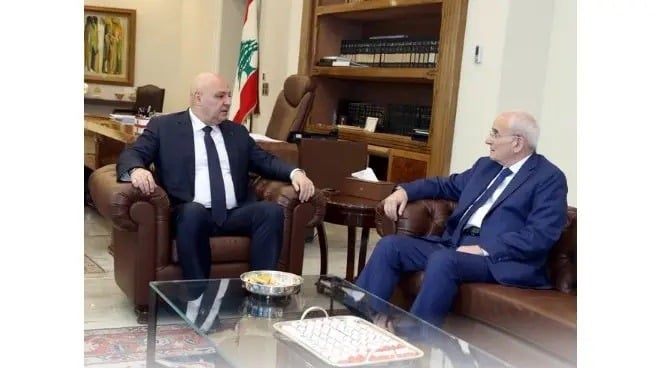عون بحث مع منسى الأمن وأوضاع الجيش