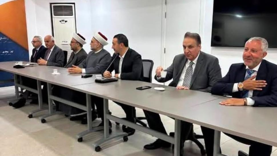 اللقاء الوطني يلتقي باسيل.. دعوة للحوار في بيروت
