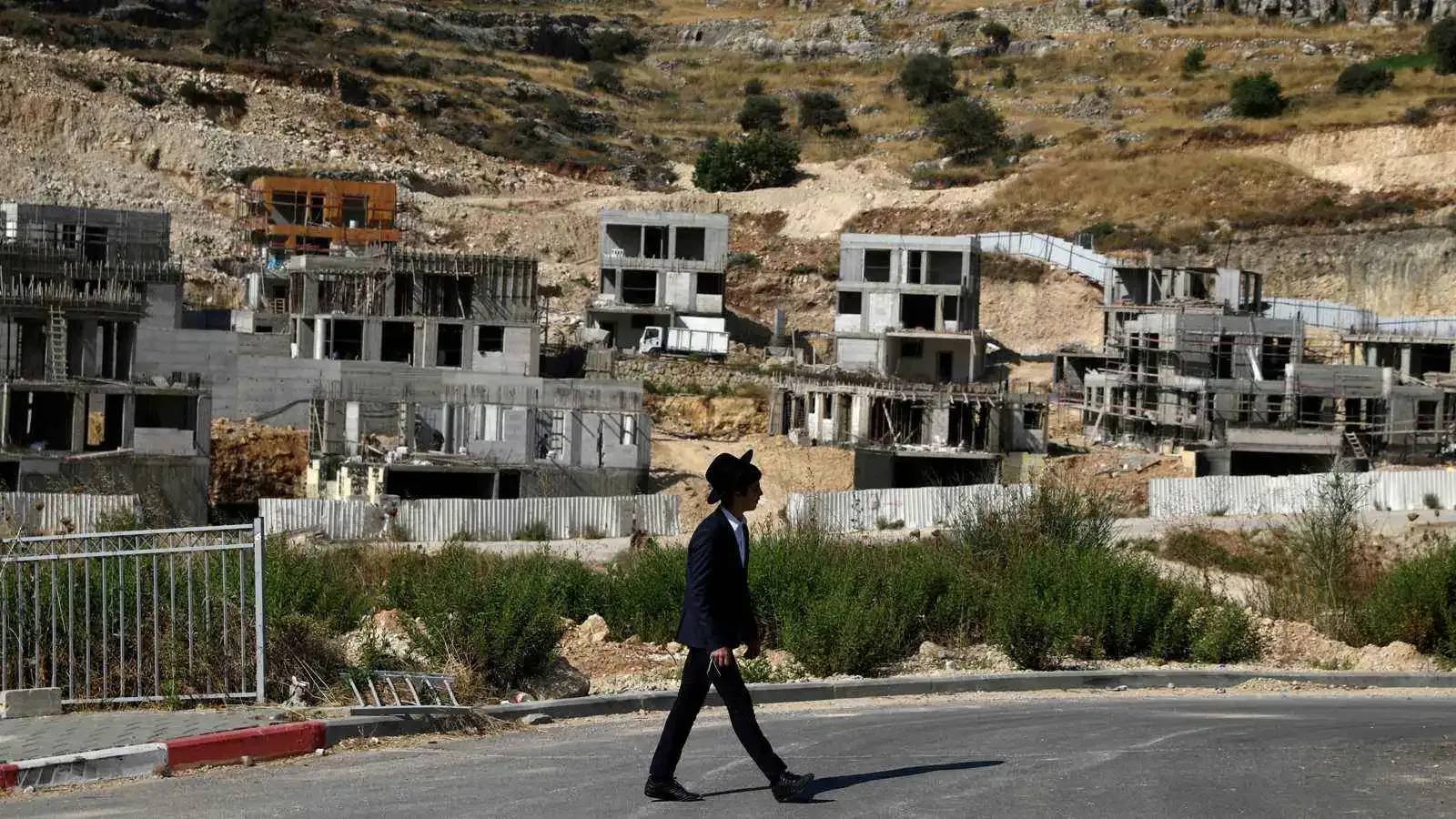 بريطانيا تدرس حظر التجارة مع المستوطنات الإسرائيلية في الضفة الغربية