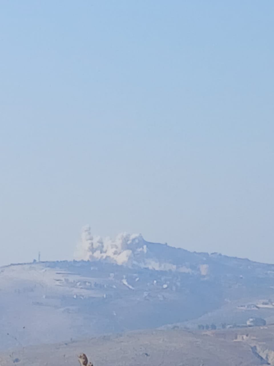 الجيش الإسرائيلي نفّذ تفجيراً كبيراً في محيط بلدة أرنون