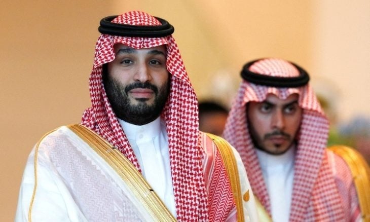بدعوة من ماكرون.. محمد بن سلمان يبدأ زيارة دولة إلى فرنسا