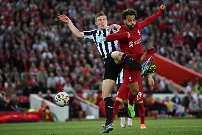 ليفربول يفتتح حقبة إيراولا بمواجهة نارية أمام نيوكاسل