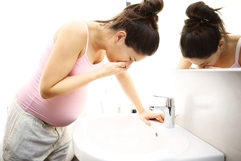 غثيان الحمل... متى يظهر ومتى يستدعي زيارة الطبيب؟