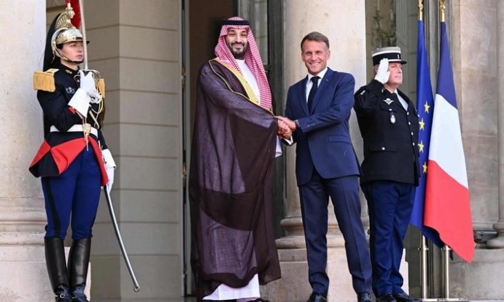 ماكرون يستقبل ولي العهد السعودي محمد بن سلمان في قصر الإليزيه