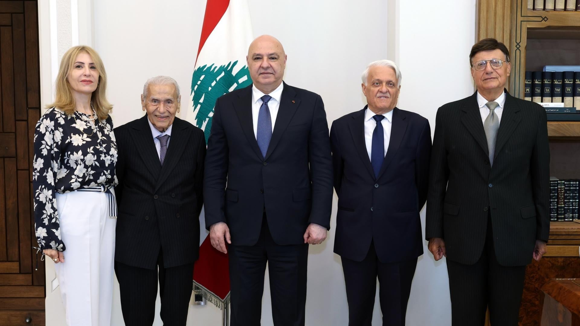 الرئيس عون اطلع على تحضيرات إنشاء متحف لأعمال وديع الصافي في بلدته نيحا الشوف