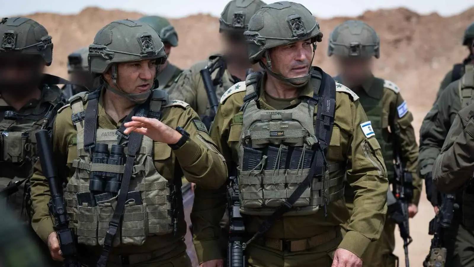 القناة 15 الإسرائيلية: رئيس أركان الجيش إيال زامير يجري جولة في قطاع غزة