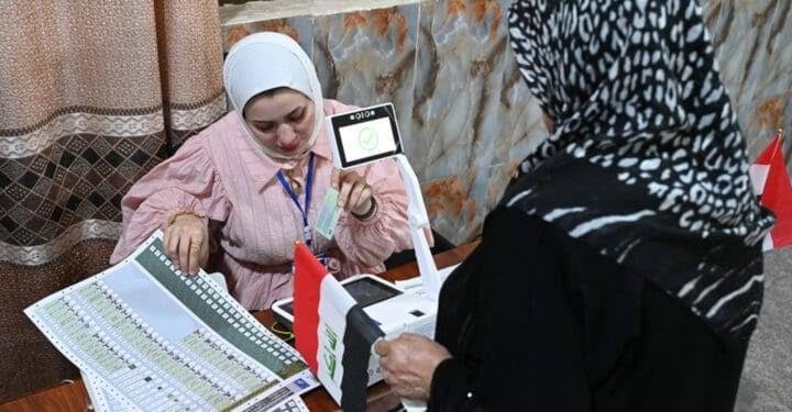 هل يستمر اعتماد البطاقة الوطنية في الانتخابات العراقية رغم العوائق القانونية؟